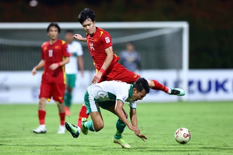 Trước trận, đội khách Việt Nam có lợi thế lớn khi sở hữu 3 điểm sau 2 lượt trận đầu